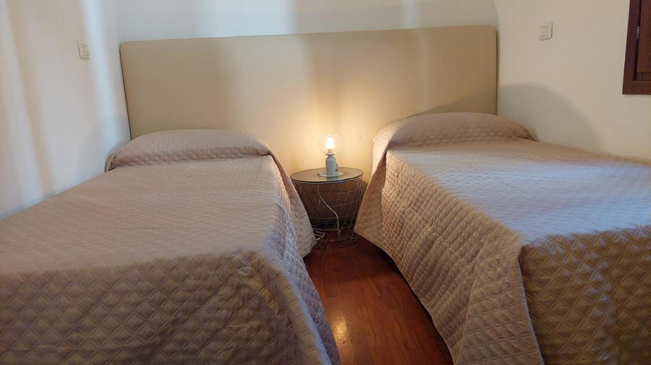 Casa Vacanze I Leoni Empoli Dış mekan fotoğraf